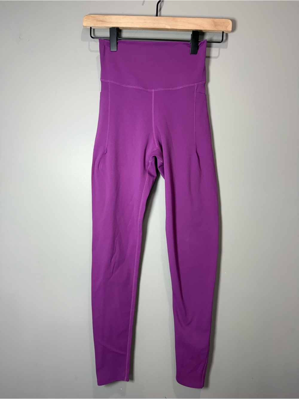 Joja‎ Purple High Waisted Leggings Size Small 26” Inseam Yoga Gym